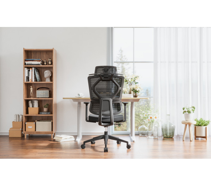 Офисное кресло ERGO Dellucci HB Black 
