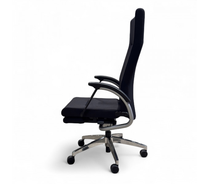 Офисное кресло ERGO Imperator (JP) CF Black