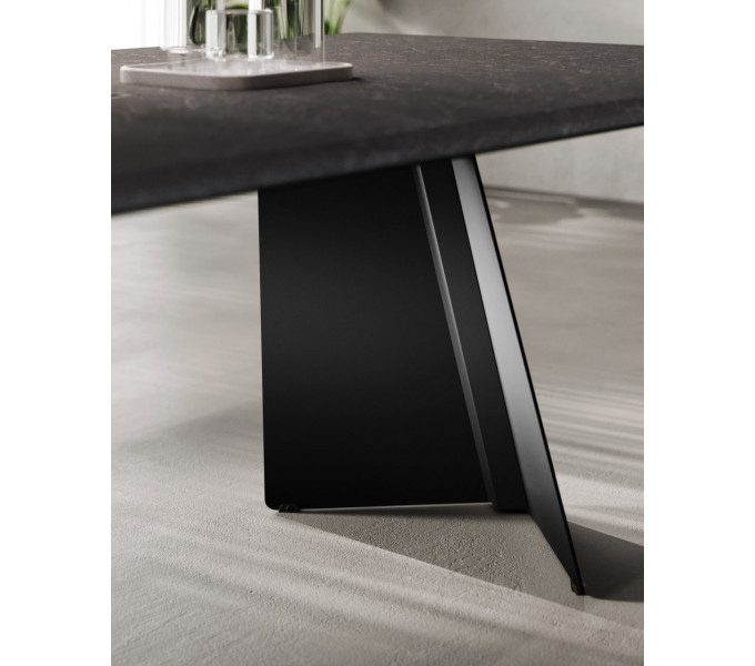 Стол для руководителя LAS Monolith Black (032 Nero desire) с мраморным эффектом 