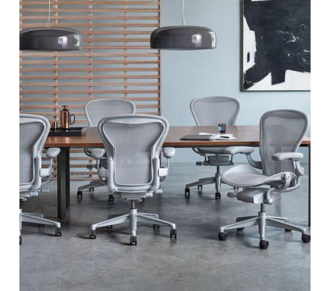 Офисное кресло Herman Miller Aeron (Size B) MB Mineral