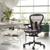 Офисное кресло Herman Miller Aeron (Size С) MB Onyx