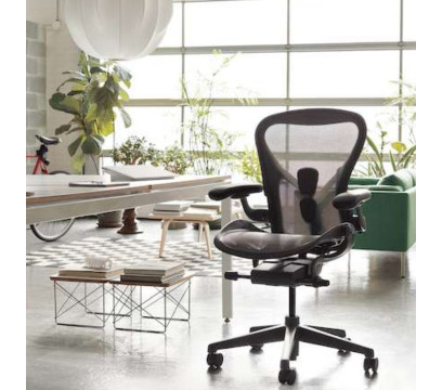 Офисное кресло Herman Miller Aeron (Size С) MB Onyx